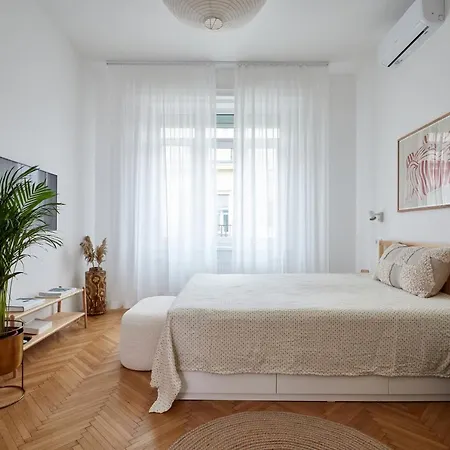 Asboth 225 Cozy Center Appartement