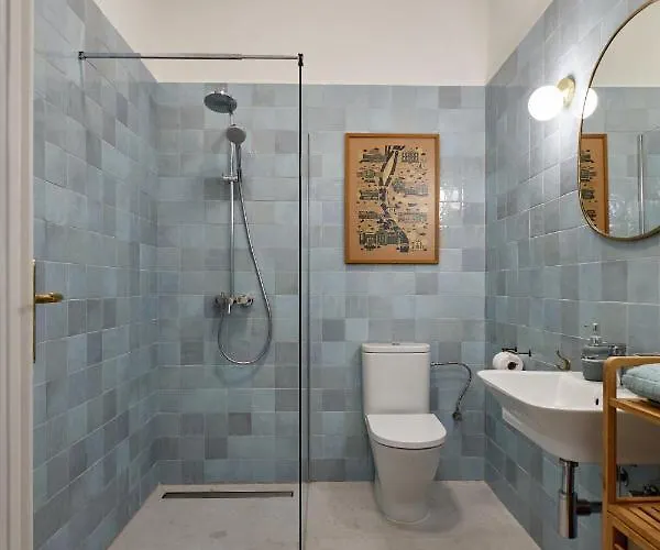 Asboth 225 Cozy Center