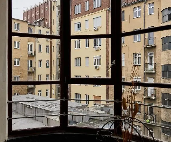 Asboth 225 Cozy Center Budapest